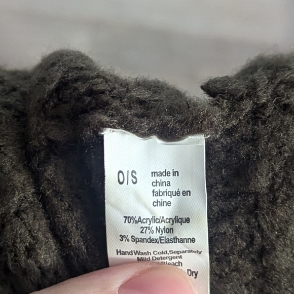 NWOT BP. Ribbed Olive Green Infinity Scarf Buttery Soft - Picture 3 of 4